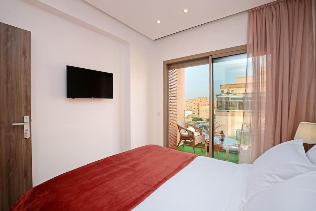 Elegant And Brand New In Hypercenter Of Marrakech Apartment *